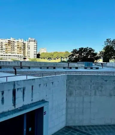 T1 4 Pessoas * ליסבון